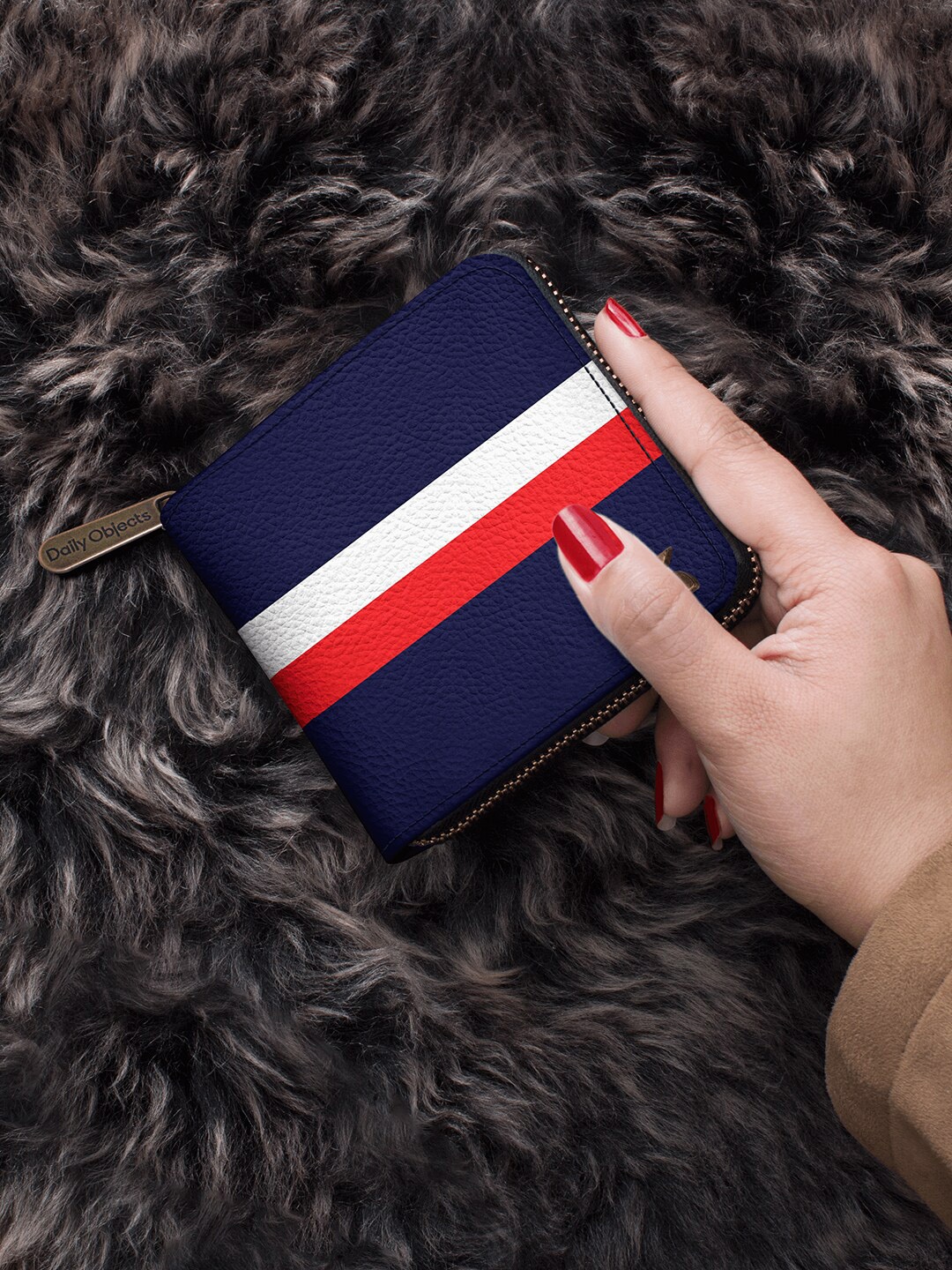 

DailyObjects Women Blue & White Printed Zip Around Wallet