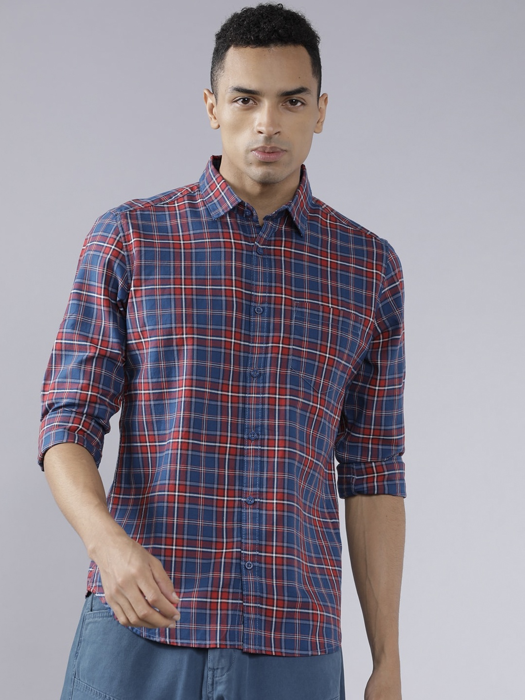 

HIGHLANDER Men Teal Blue & Red Slim Fit Yarn Dyed Checked Casual Shirt