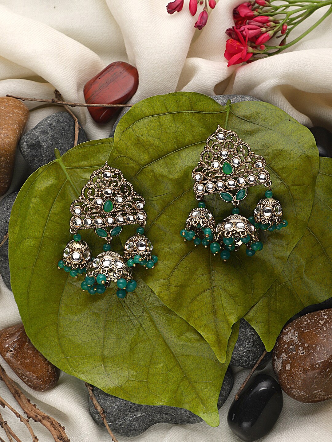 

Mali Fionna Silver-Toned & Green Handcrafted Dome Shaped Jhumkas