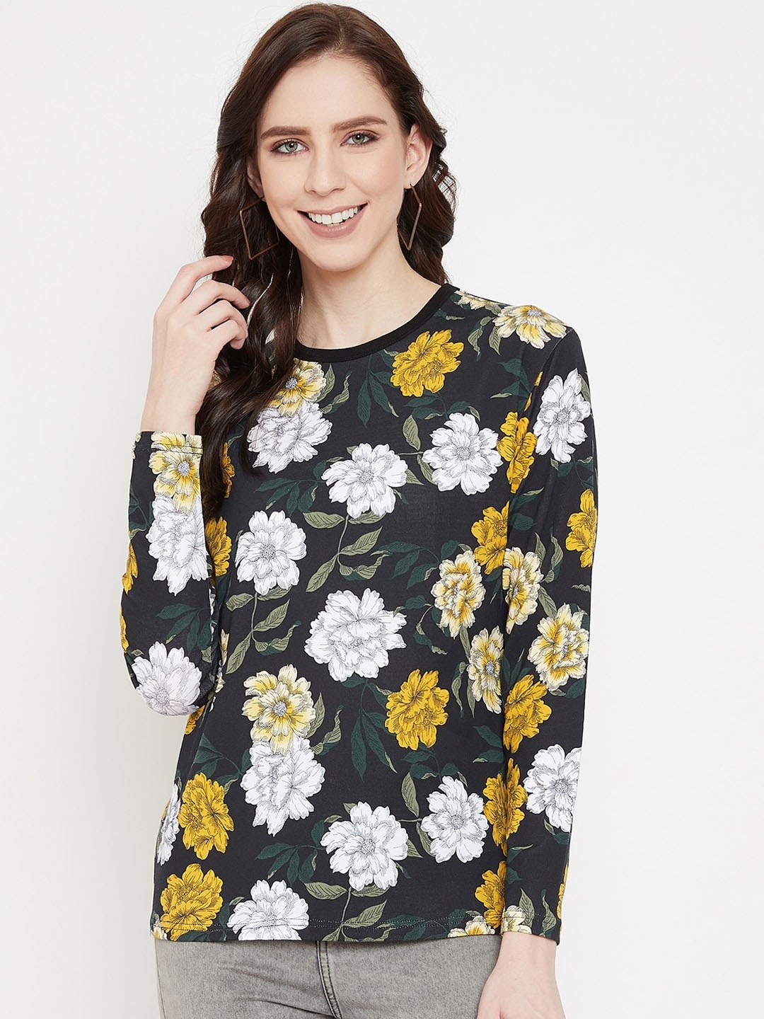 

Hypernation Women Black & Yellow Floral Printed Round Neck T-shirt