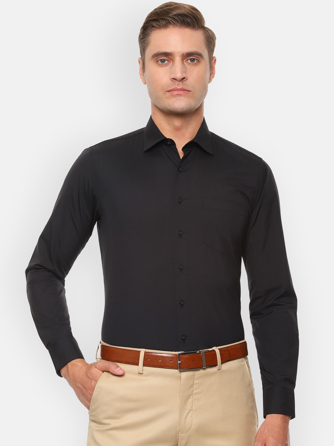 

Van Heusen Men Black Slim Fit Solid Formal Shirt