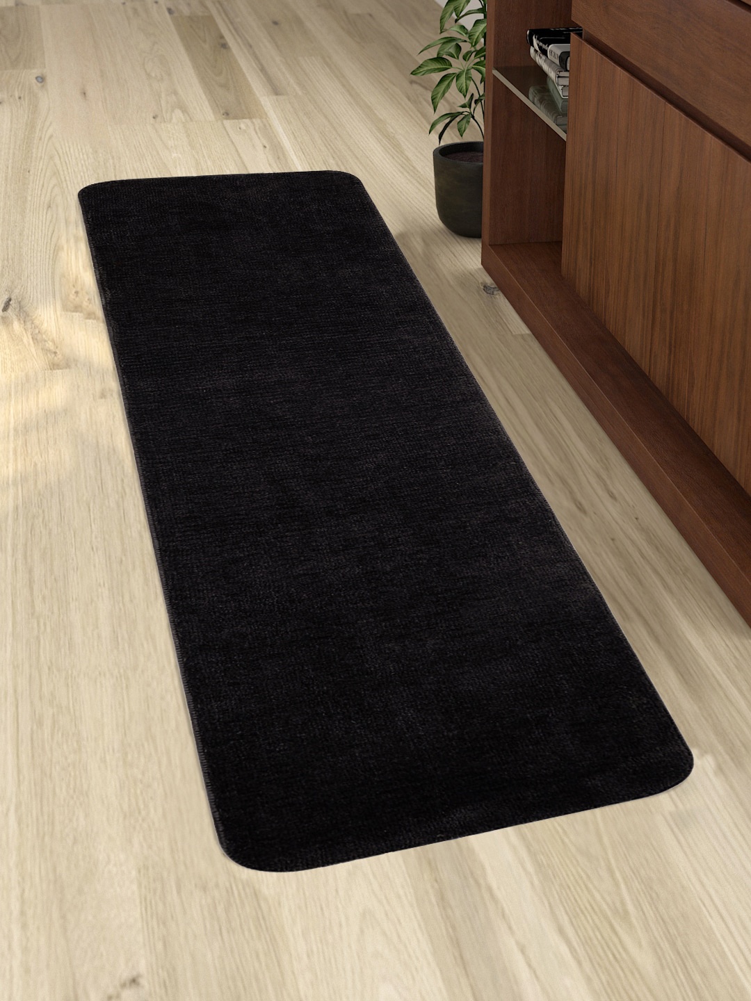 

Saral Home Black Solid Anti-Skid Floor Runner