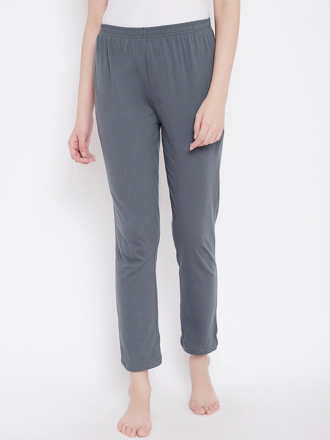 

Clovia Women Grey Solid Lounge Pants