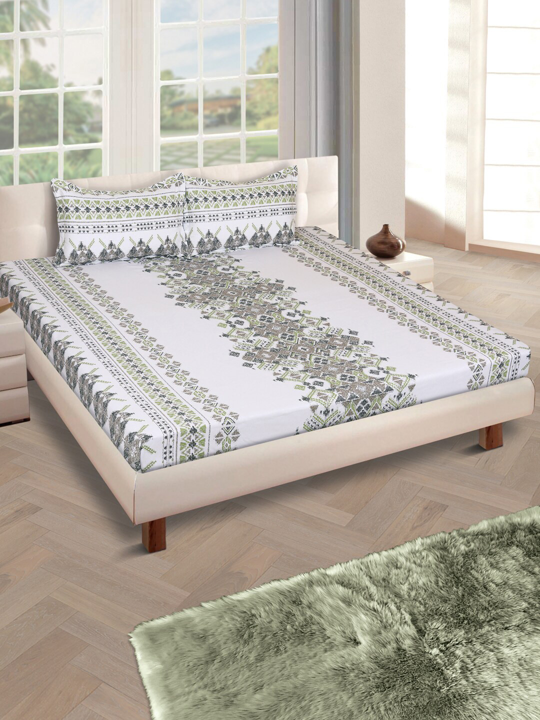 

ROMEE Green & White Ethnic Motifs 160 TC Cotton 1 Queen Bedsheet with 2 Pillow Covers