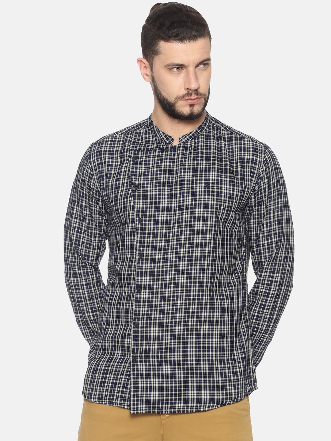 SHOWOFF Men Navy Blue & Off-White Slim Fit Checked Casual Shirt