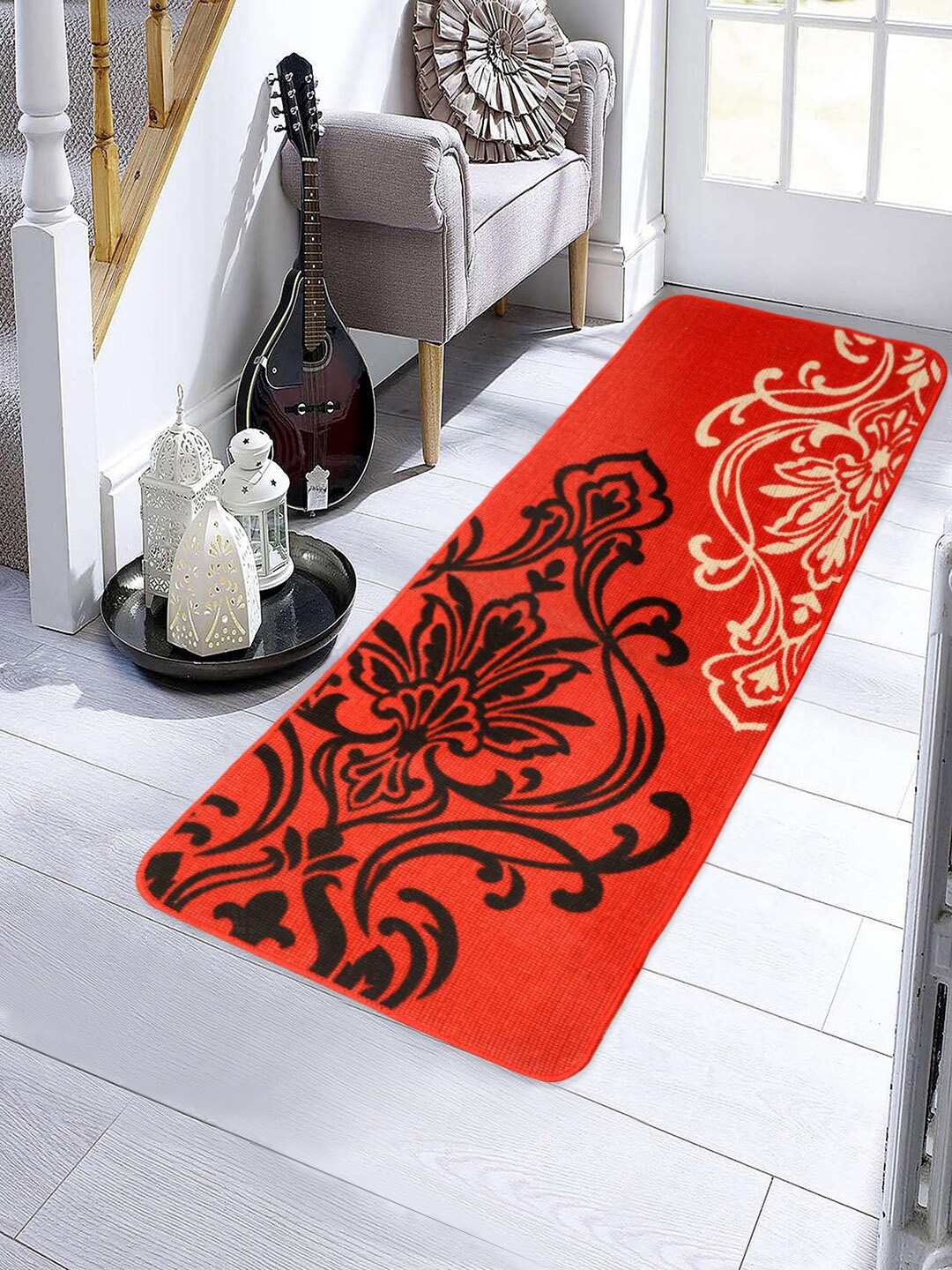 

Saral Home Red & Black Floral Anti-Skid Floor Runner