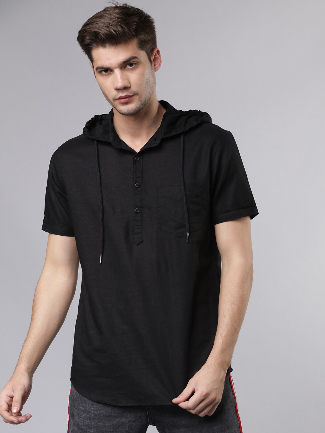 

HIGHLANDER Men Black Slim Fit Solid Casual Shirt