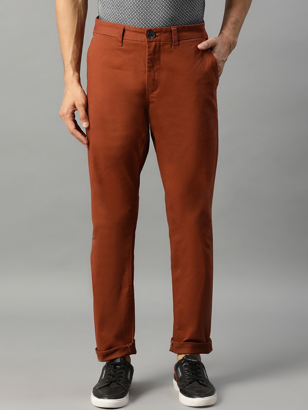 

Matinique Men Rust Brown Slim Fit Solid Chinos