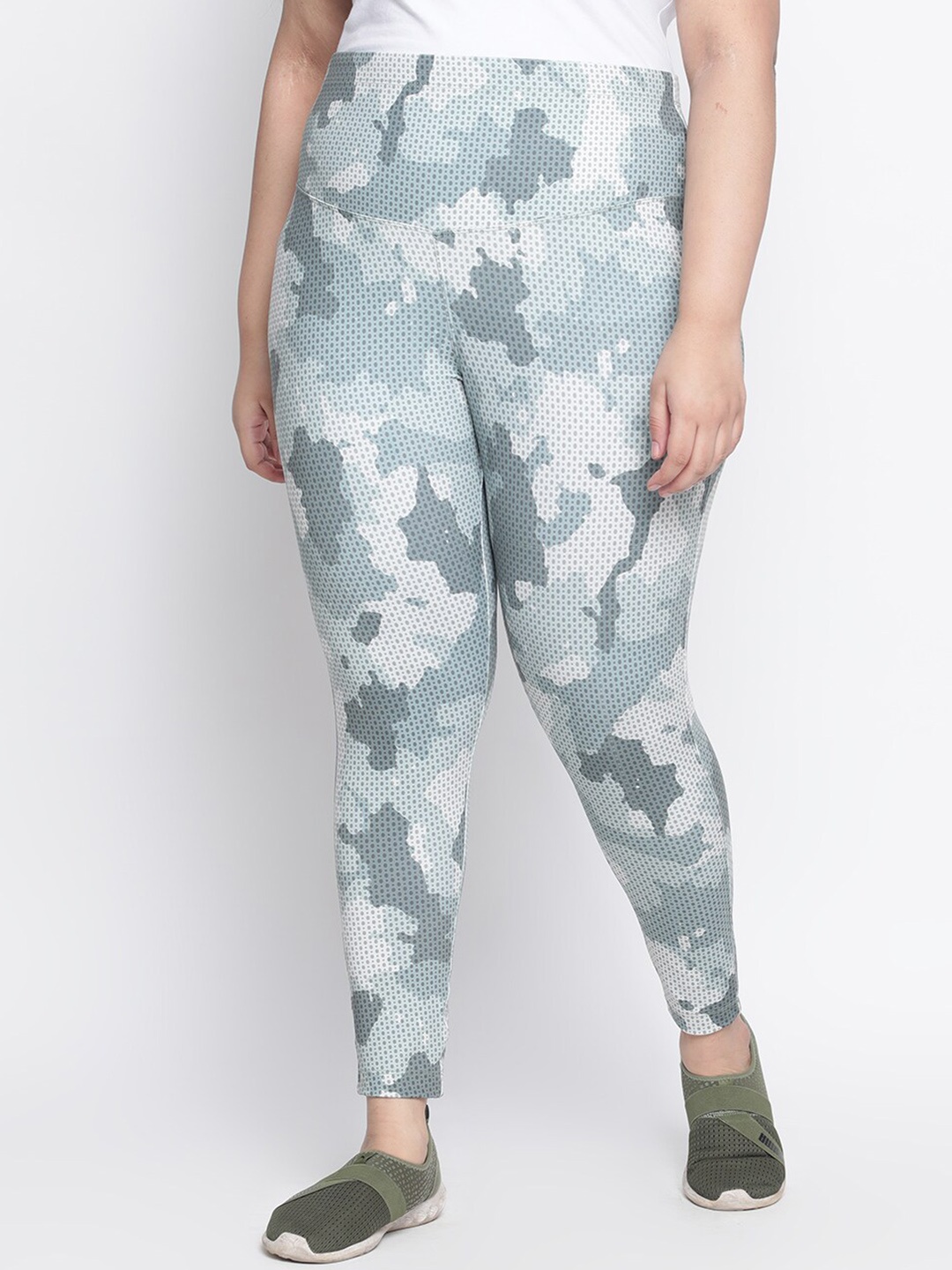 

Amydus Women Plus Size White & Blue Camouflage Printed Tummy Shaper Treggings