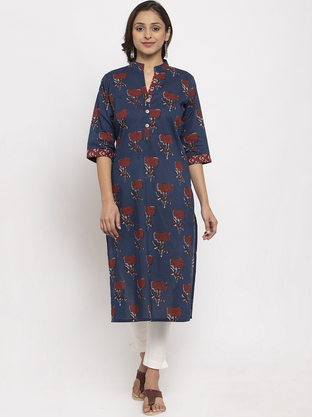 

TAG 7 Women Blue & Red Floral Printed Straight Kurta