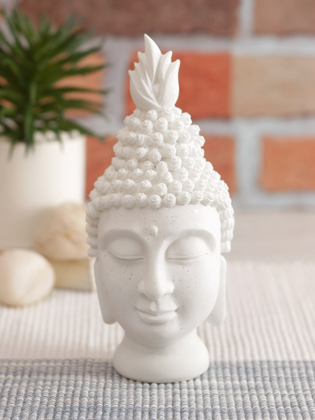 

TAYHAA White Polyresin Buddha Head Showpiece