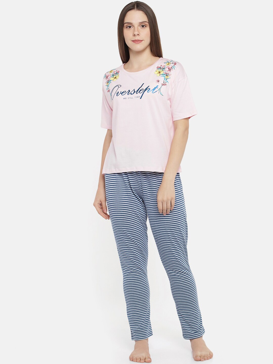 

Dreamz by Pantaloons Women Pink & Navy Blue Printed Night suit