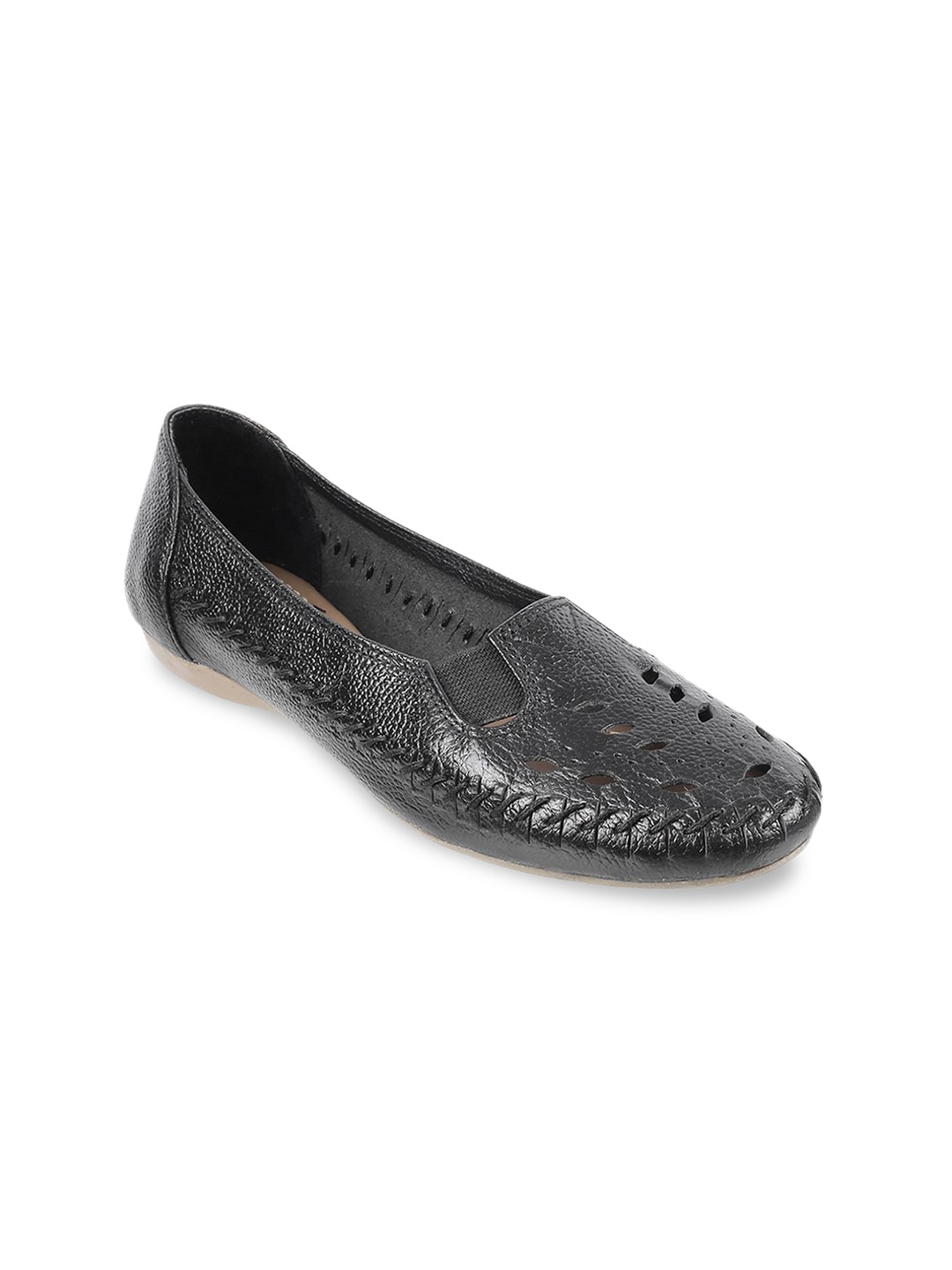 

WALKWAY by Metro Women Black Textured Leather Ballerinas