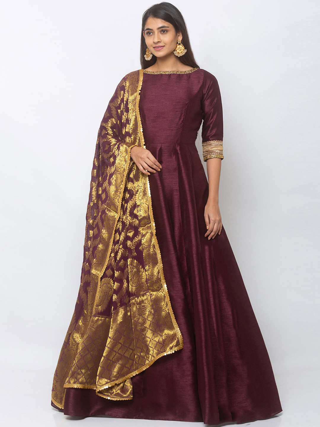 

6Y COLLECTIVE Women Maroon Solid Anarkali Kurta With Dupatta