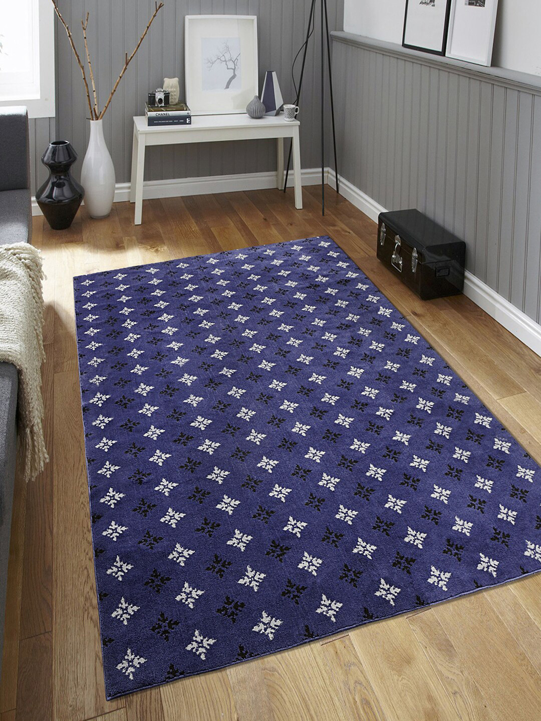 

Saral Home Blue & Beige Floral Designer Anti-Skid Carpet