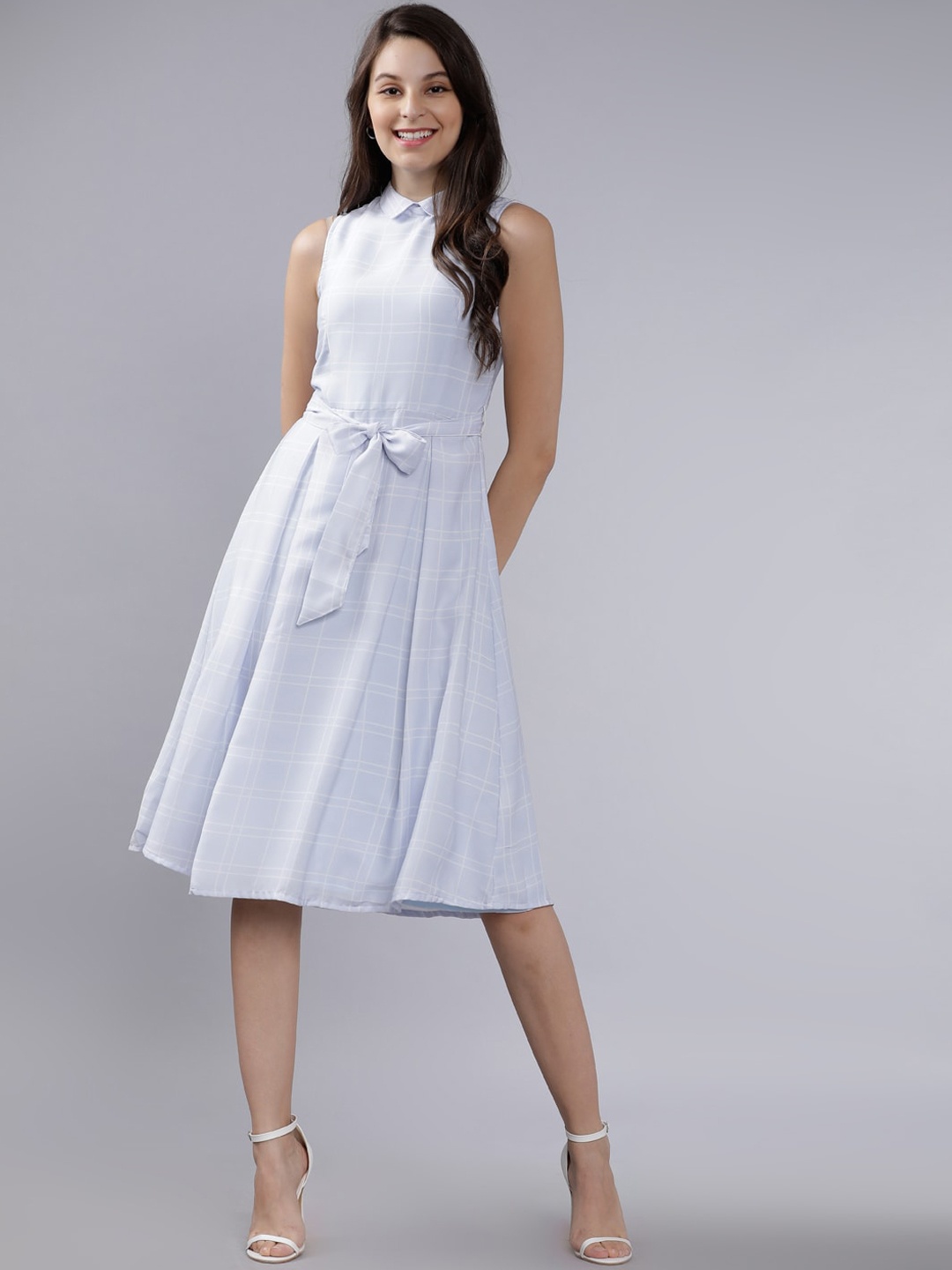 

Tokyo Talkies Women Blue Checked Fit and Flare Dress
