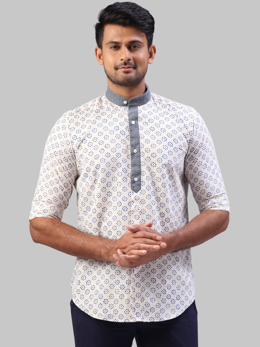 

Raymond Men White & Blue Regular Fit Printed Casual Shirt