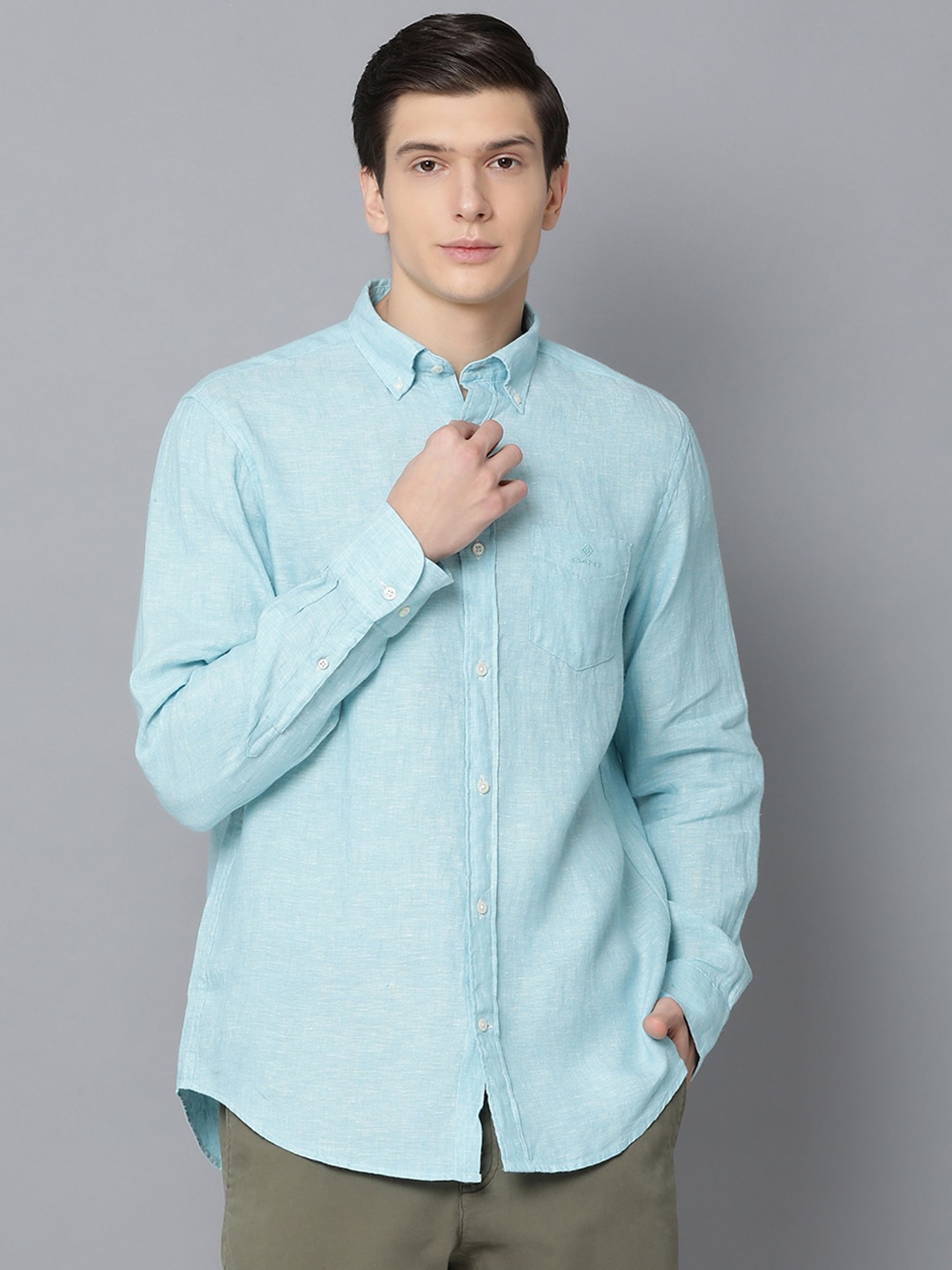 

GANT Men Turquoise Blue Regular Fit Solid Casual Shirt