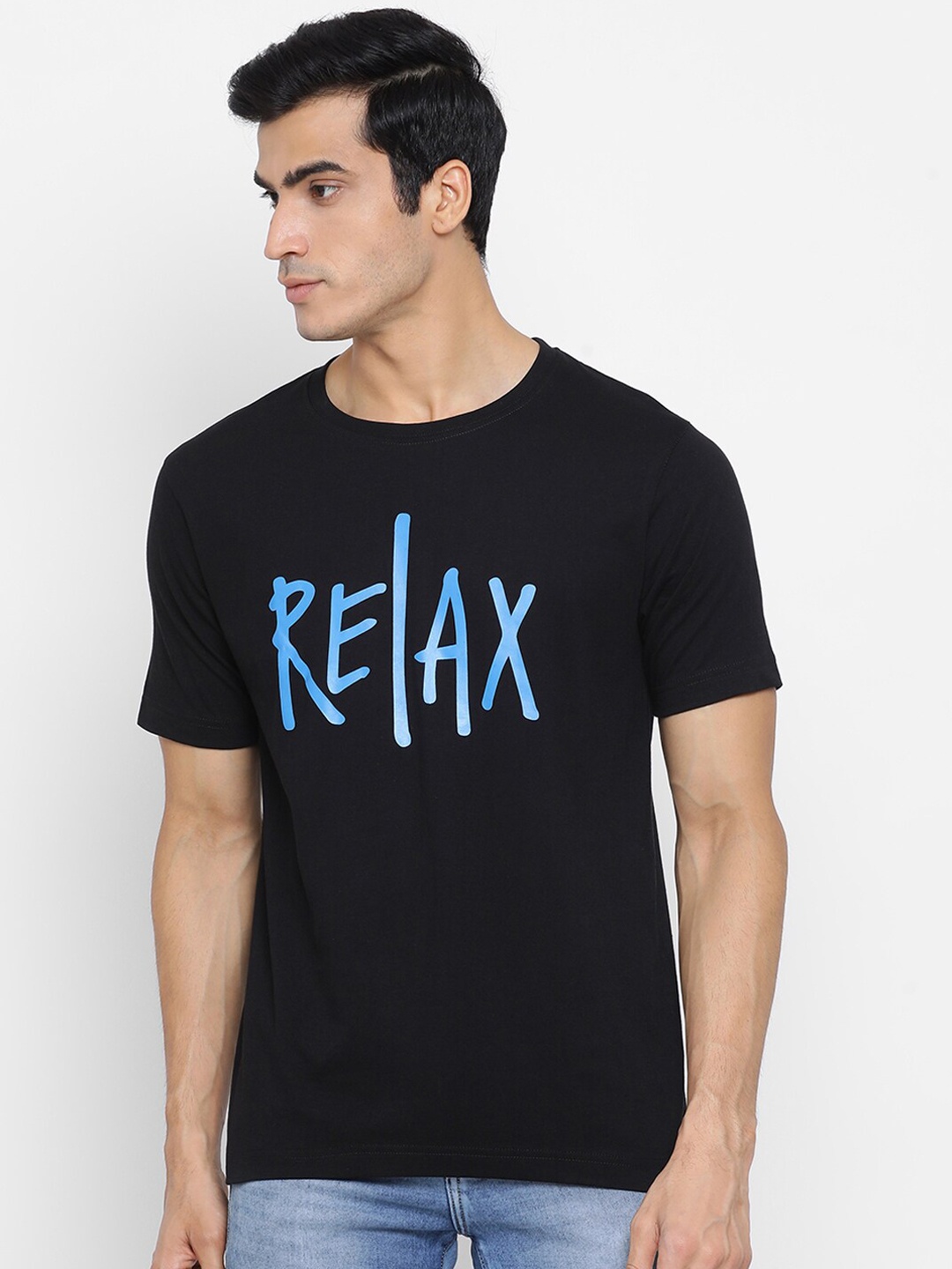 

YOLOCLAN Men Black Printed Round Neck Pure Cotton T-shirt