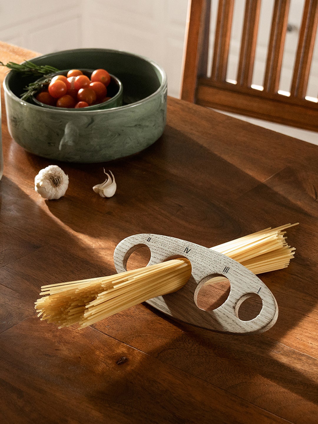 

ellementry Brown Natural Oak Wood 4 Portion Oval Pasta Measure