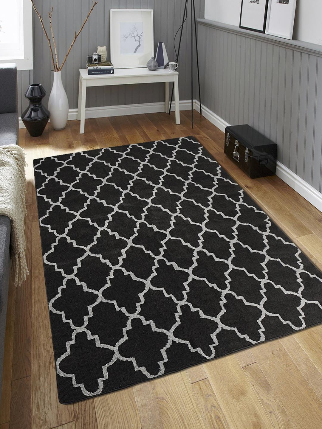 Saral Home Black & Grey Geometric Ogee Designer Anti-Skid Carpet