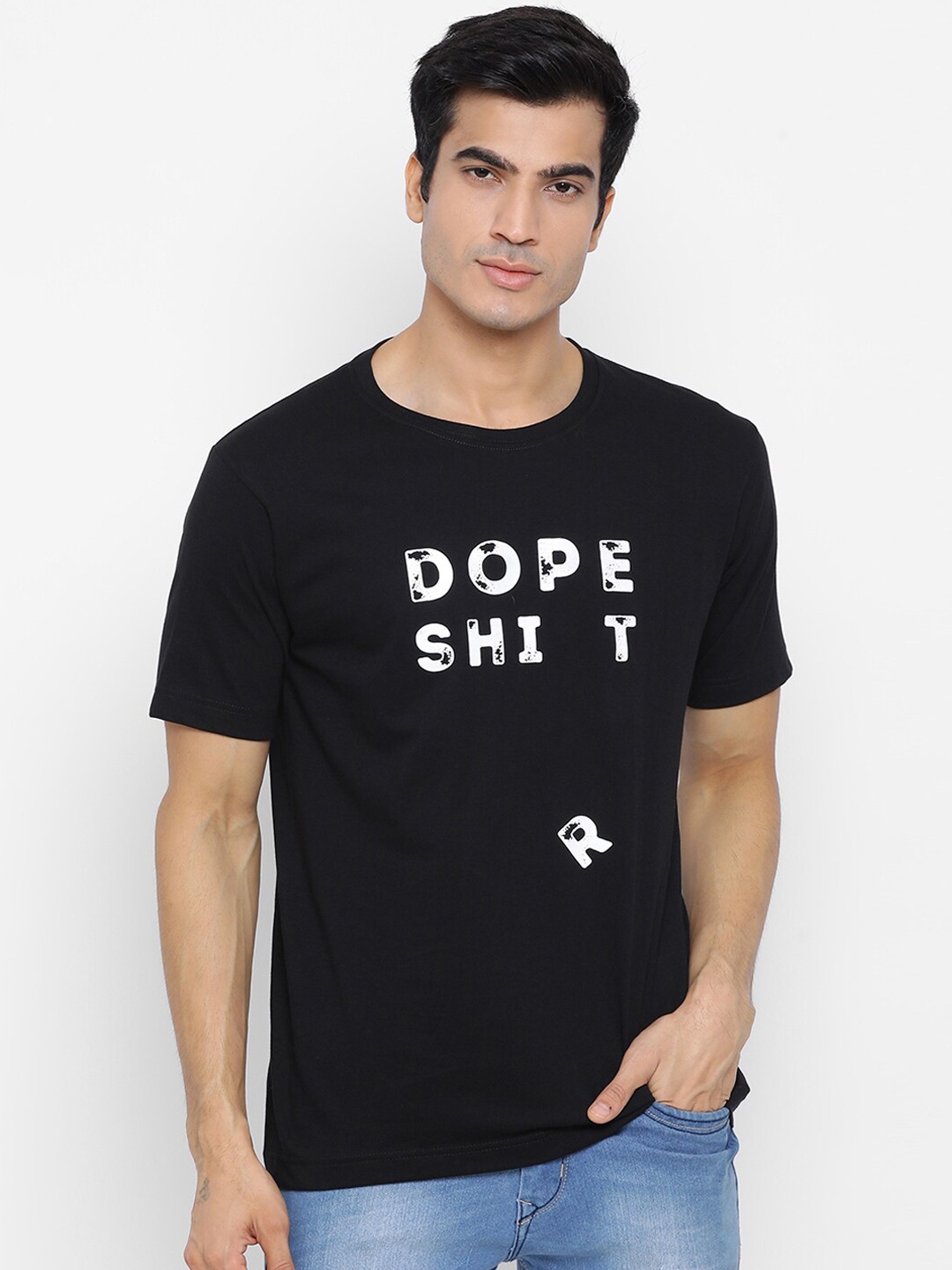 

YOLOCLAN Men Black Printed Round Neck Pure Cotton T-shirt