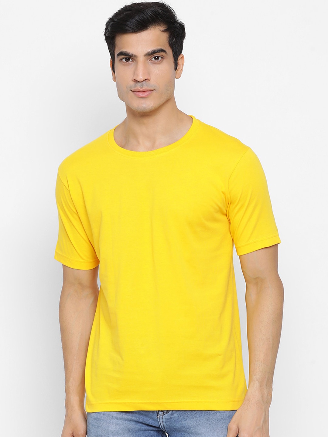 

YOLOCLAN Men Yellow Solid Round Neck Pure Cotton T-shirt