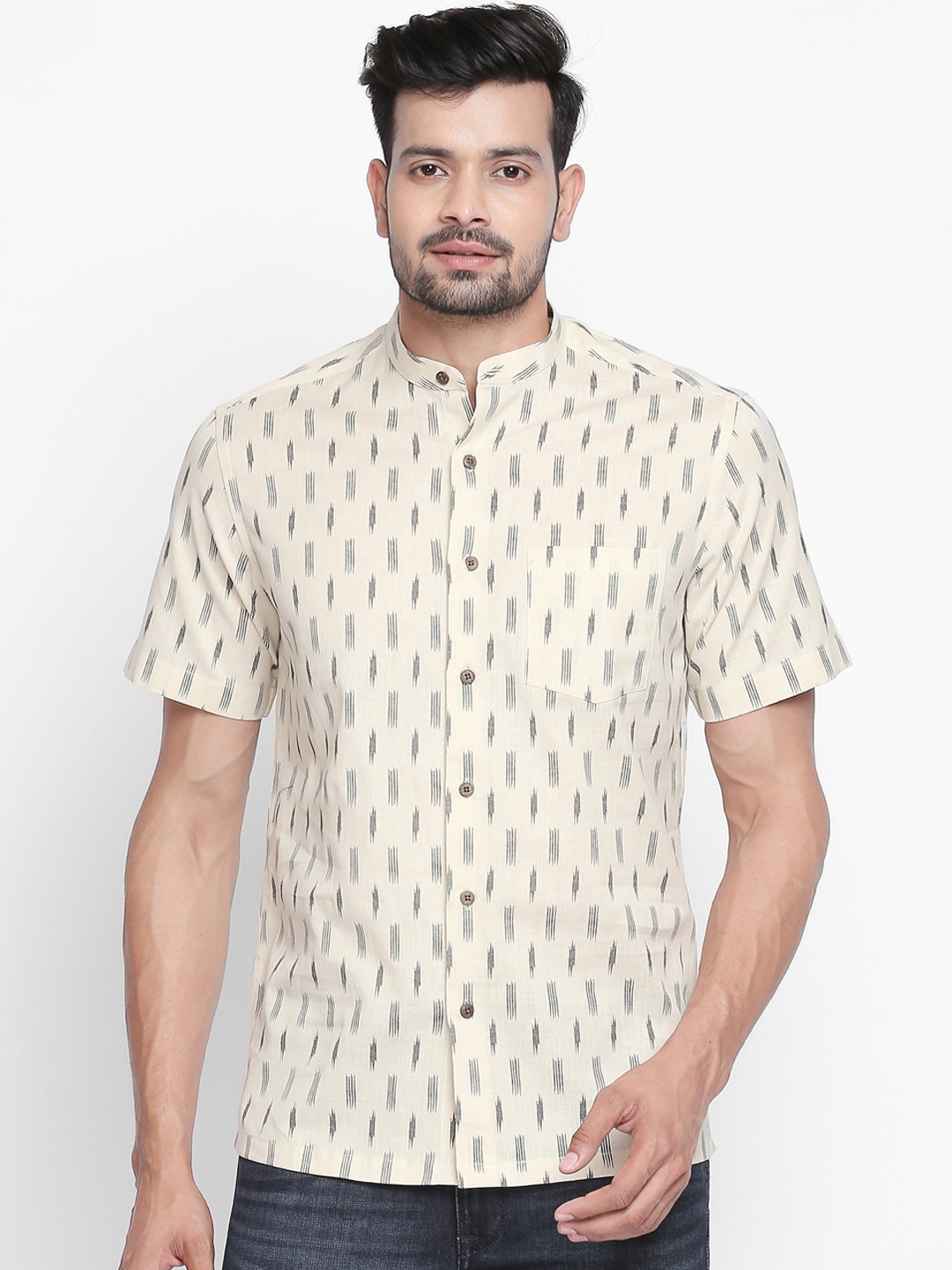 

indus route by Pantaloons Men Off-White & Grey Printed Casual Shirt