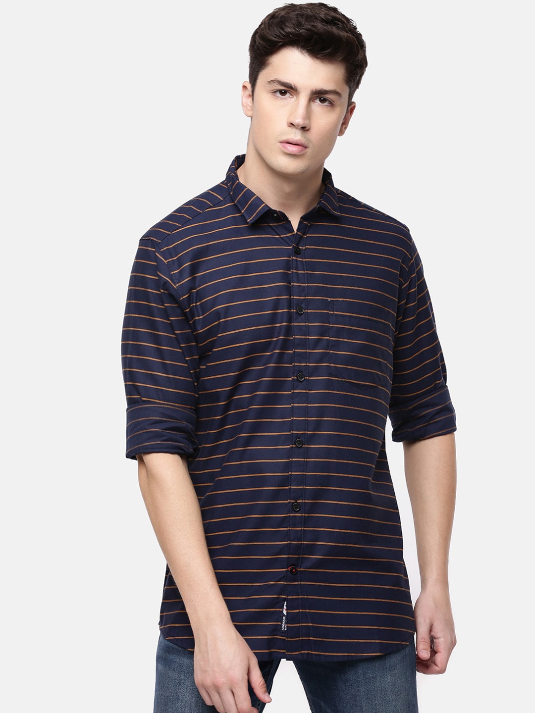 

Cross Court Men Navy Blue & Brown Regular Fit Striped Casual Shirt