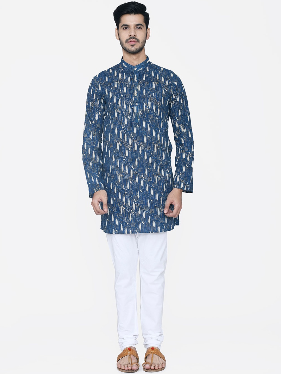 

Wintage Men Blue & White Printed Kurta with Pyjamas