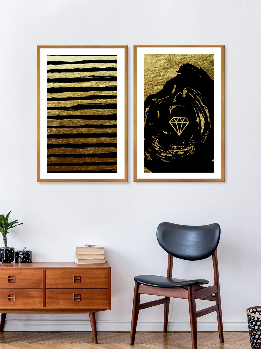

999Store Set Of 2 Gold-Toned & Black Printed Lines With Diamond Wall Art
