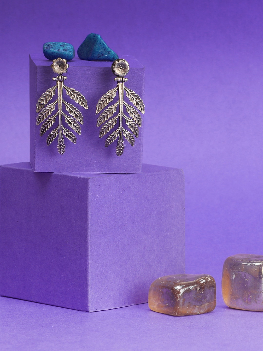 

Adwitiya Collection Silver-Plated Leaf Shaped Drop Earrings