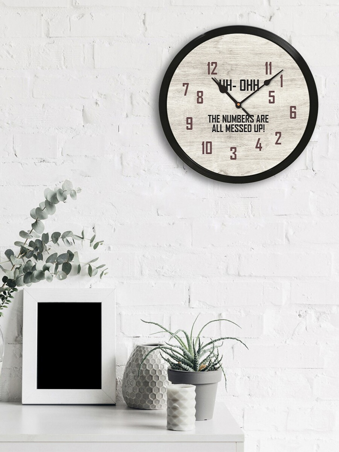 

eCraftIndia Cream-Coloured Round Printed 31cm Analogue Wall Clock