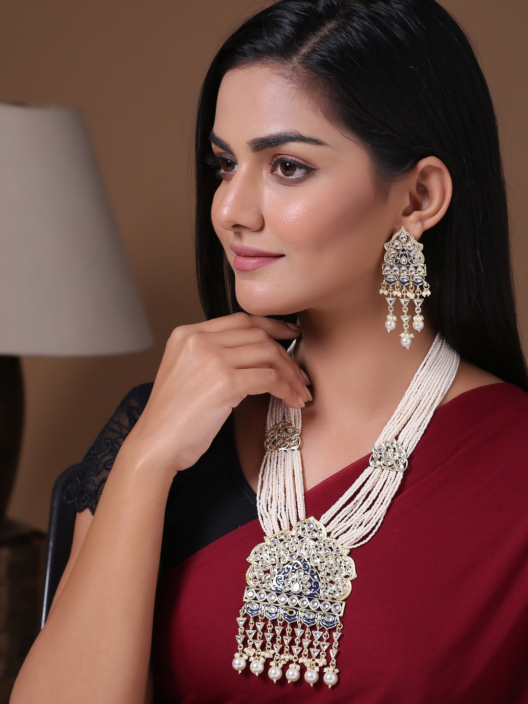 

Shoshaa Gold-Plated Off-White & Blue Kundan-Studded Beaded Handcrafted Jewellery Set