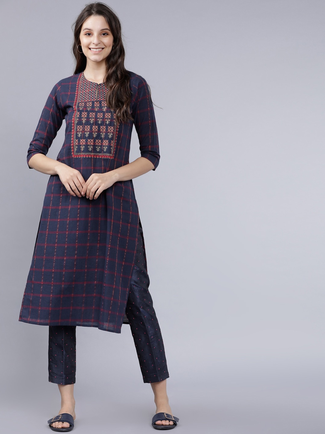 Vishudh Women Navy Blue & Red Yoke Design Straight Kurta