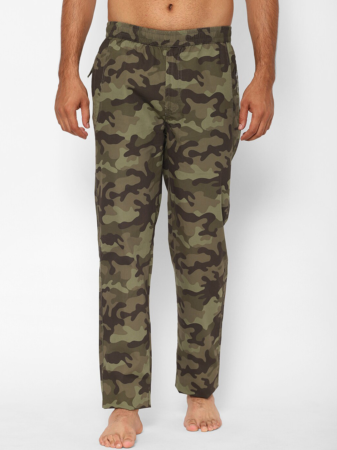 

SAPPER Men Green Camouflage Printed Lounge Pants