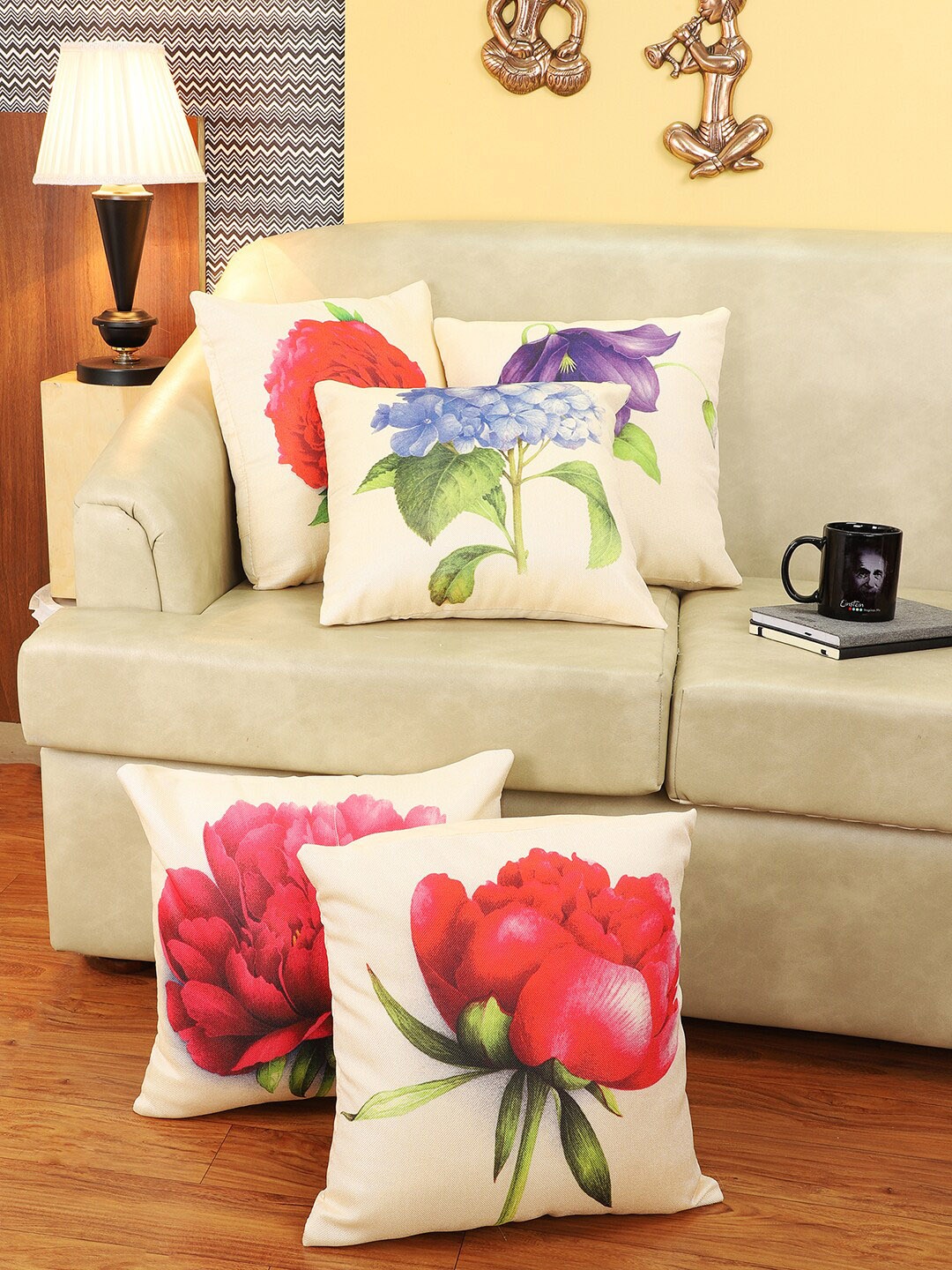 

CDI Cream-Coloured & Red Set of 5 Floral Square Cushion Covers