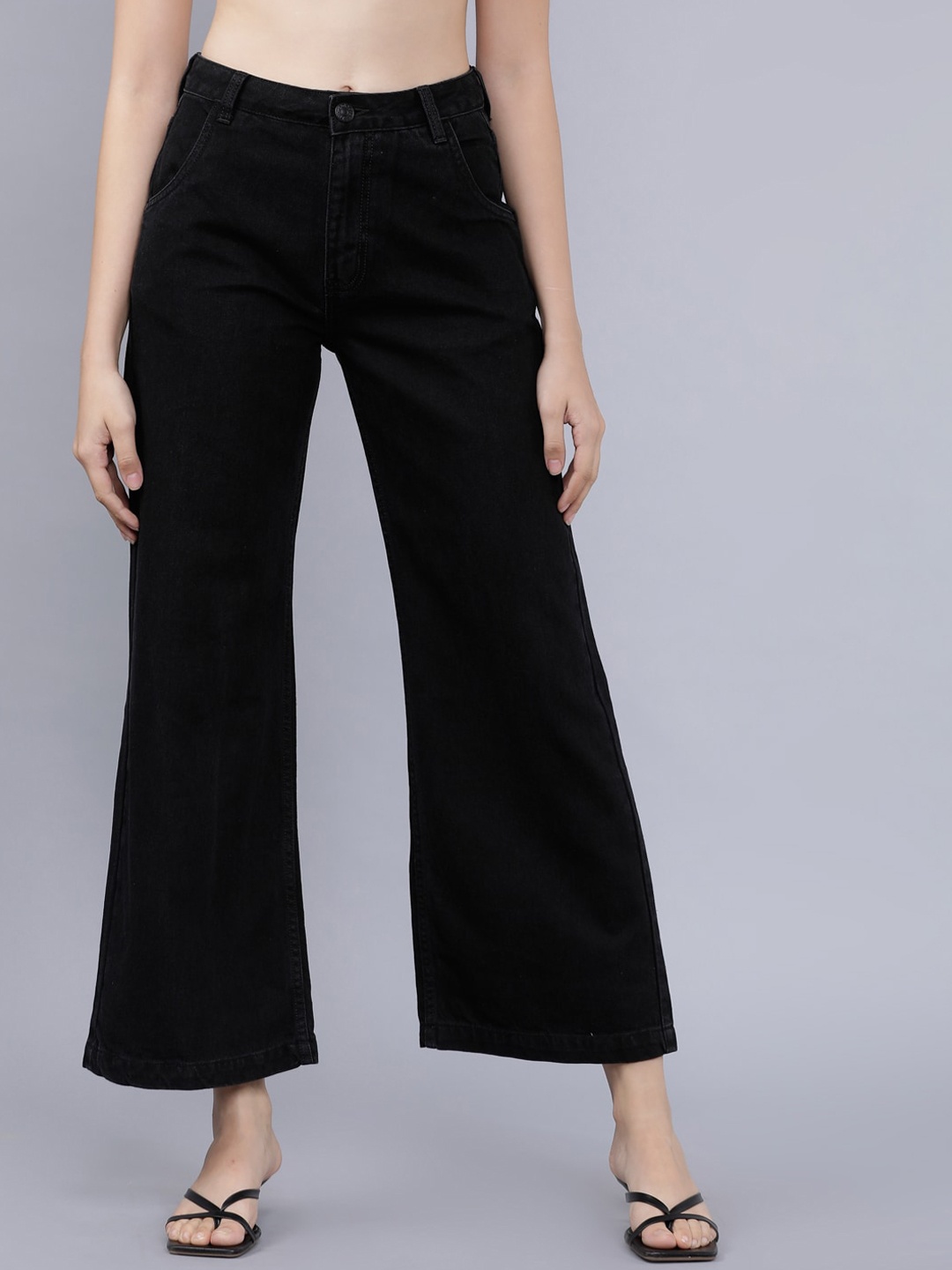 

Tokyo Talkies Women Black Flared Mid-Rise Clean Look Stretchable Jeans