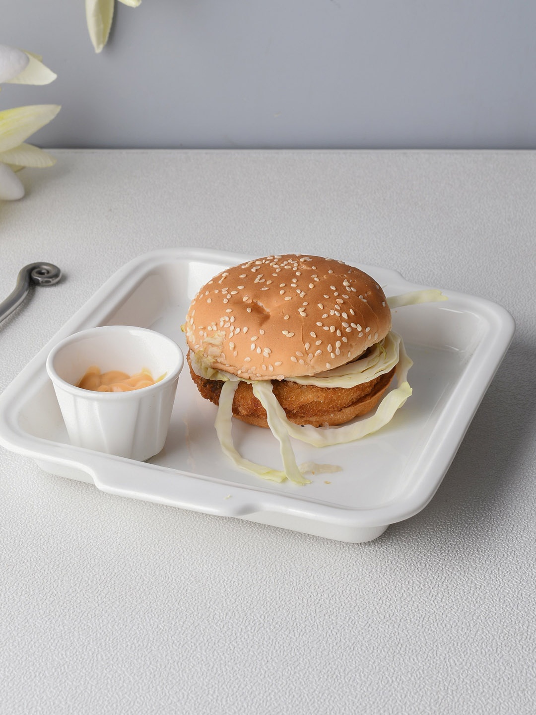 Ariane White Solid Porcelain Set Of Tray & Dip Bowl