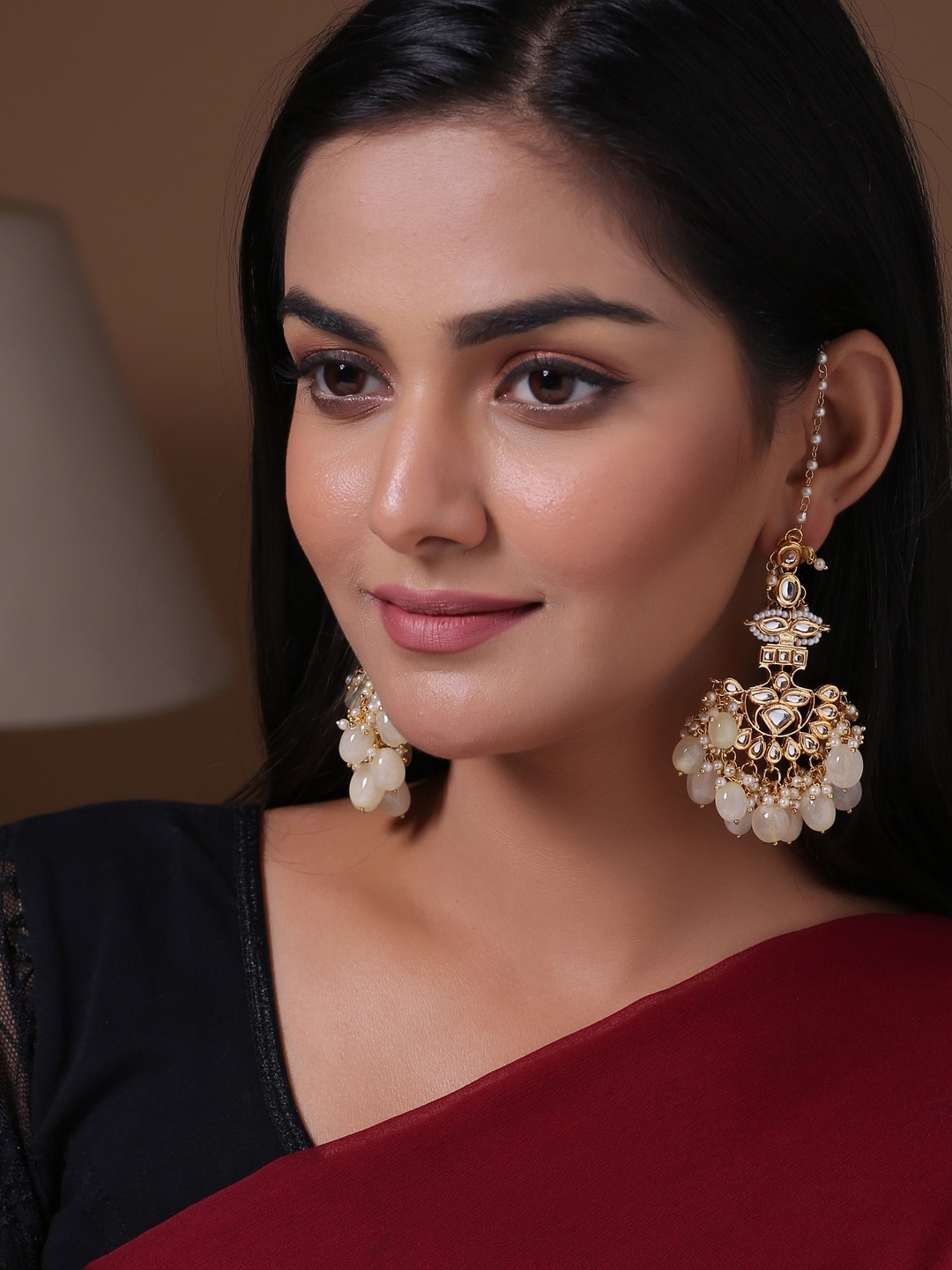 

Shoshaa Gold-Plated & Off-White Crescent Shaped Chandbalis