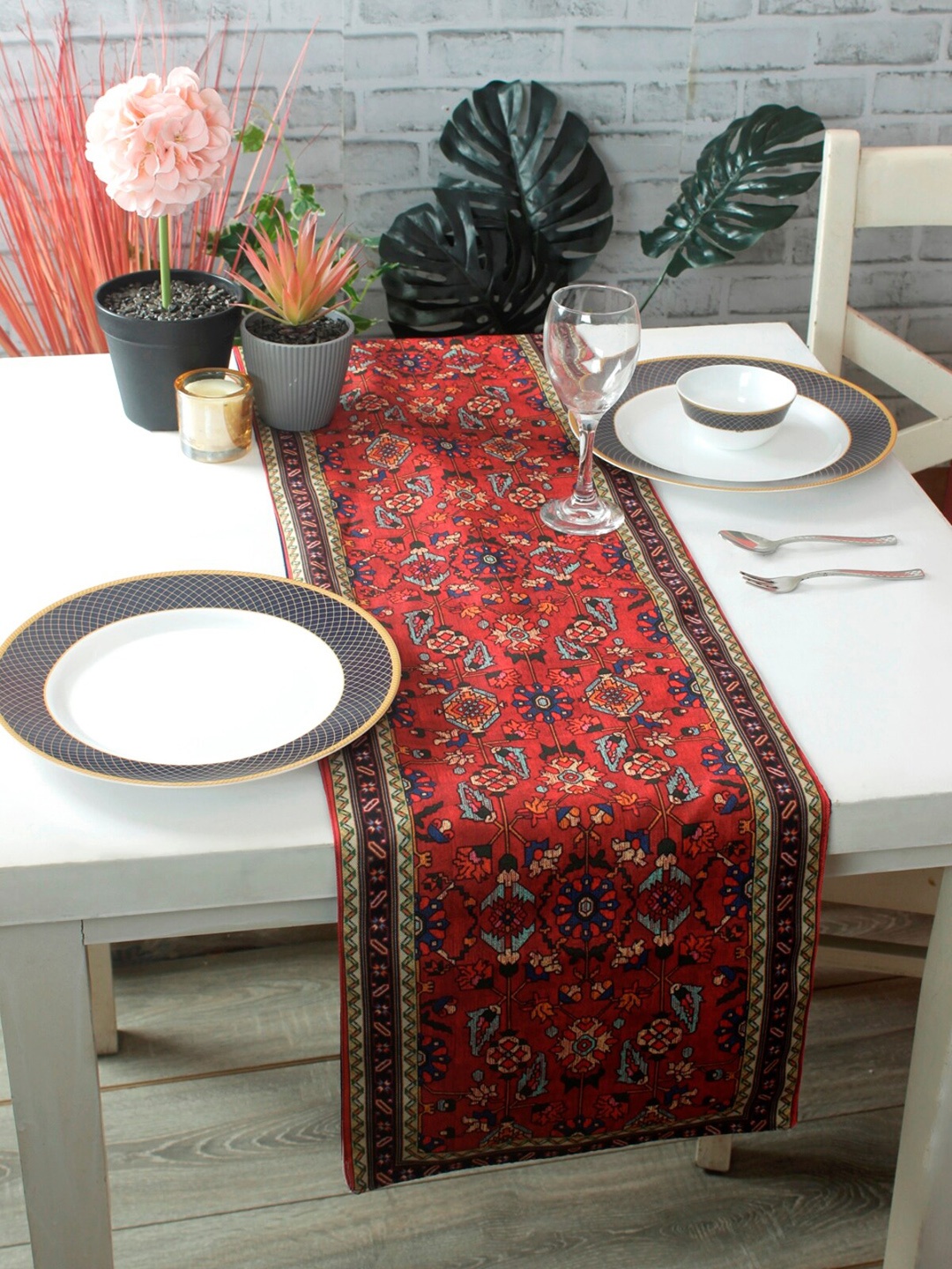 

ROMEE Red & Blue Ethnic Motifs Printed Table Runner