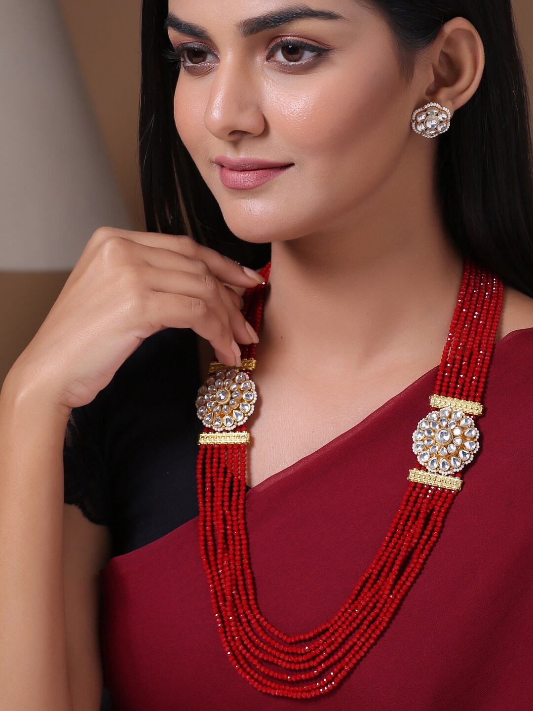 

Shoshaa Gold-Plated Red & White Kundan-Studded Beaded Jewellery Set