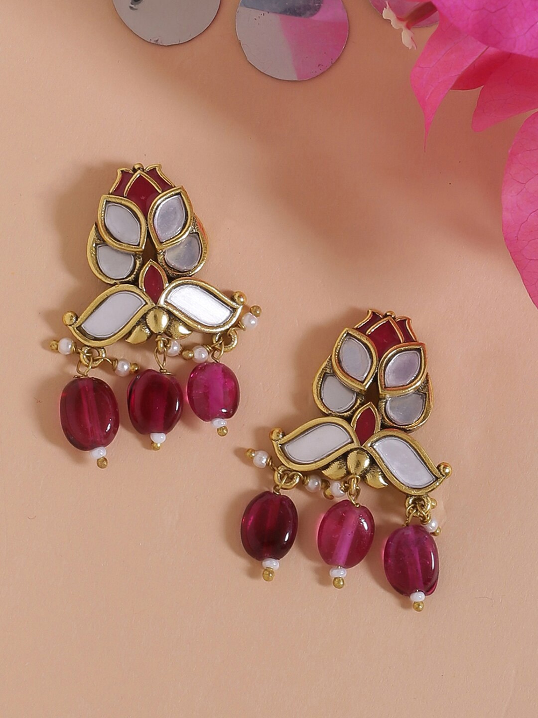 

Voylla Red & Pink Gold-Plated Oxidised Enamelled Geometric Studs