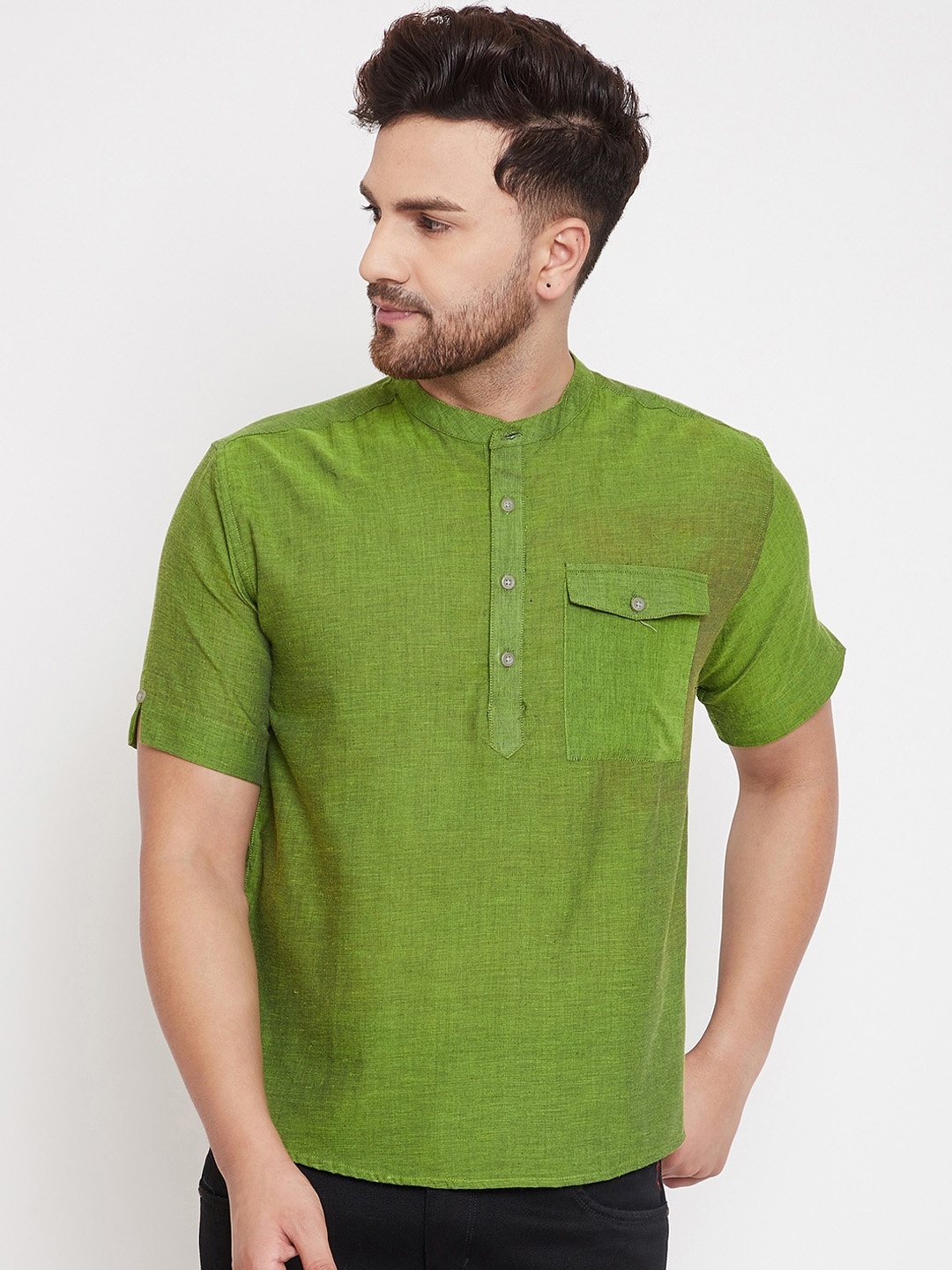 

even Men Green Solid Straight Kurta