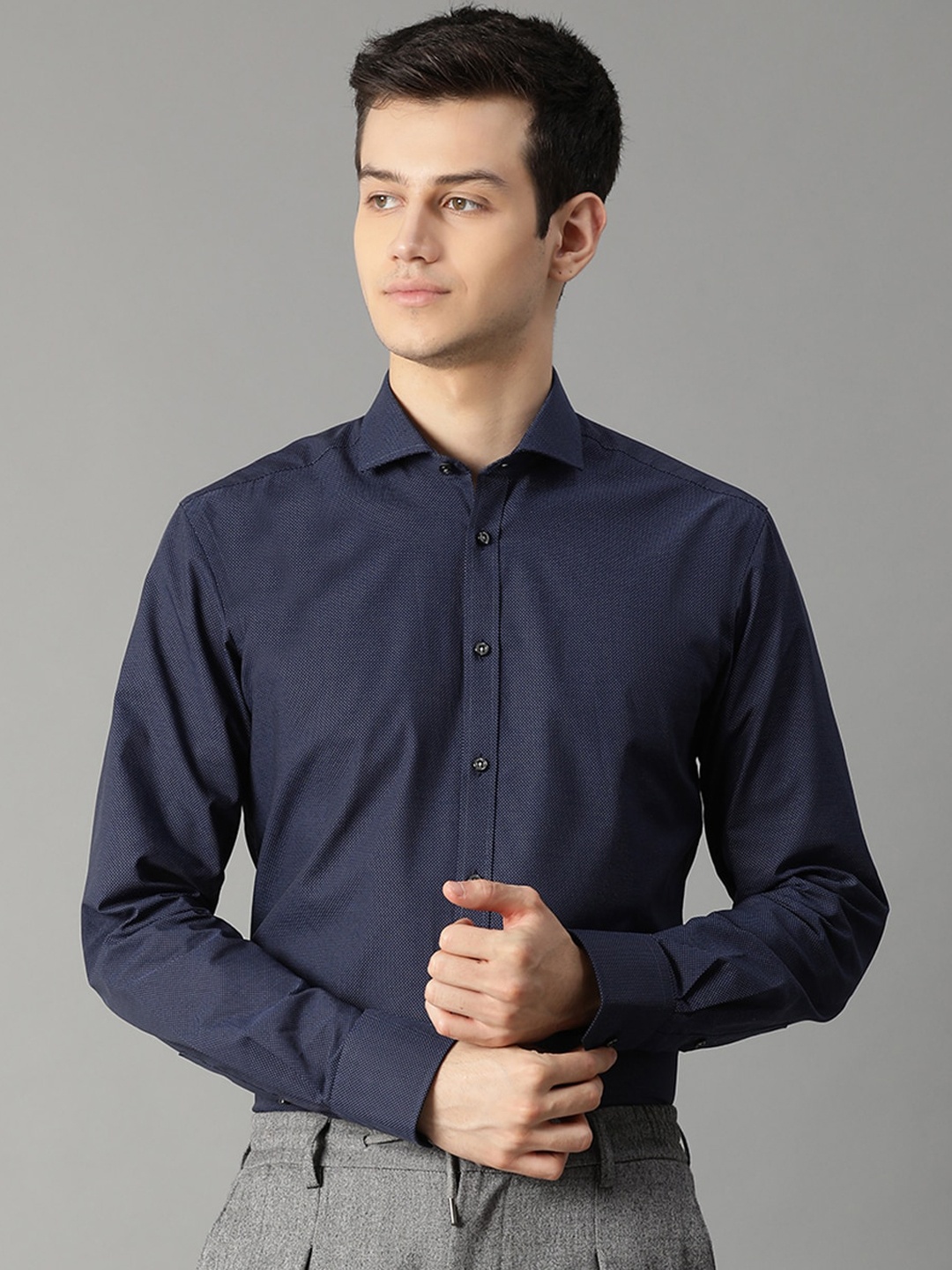 

Bruun & Stengade Men Navy Blue Slim Fit Printed Formal Shirt