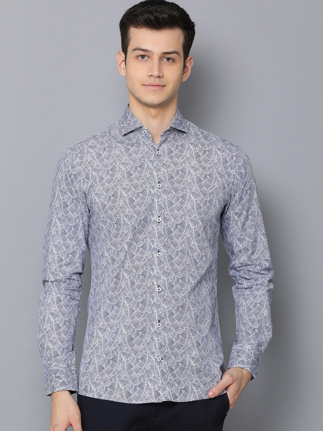 

Bruun & Stengade Men Blue Slim Fit Printed Casual Shirt
