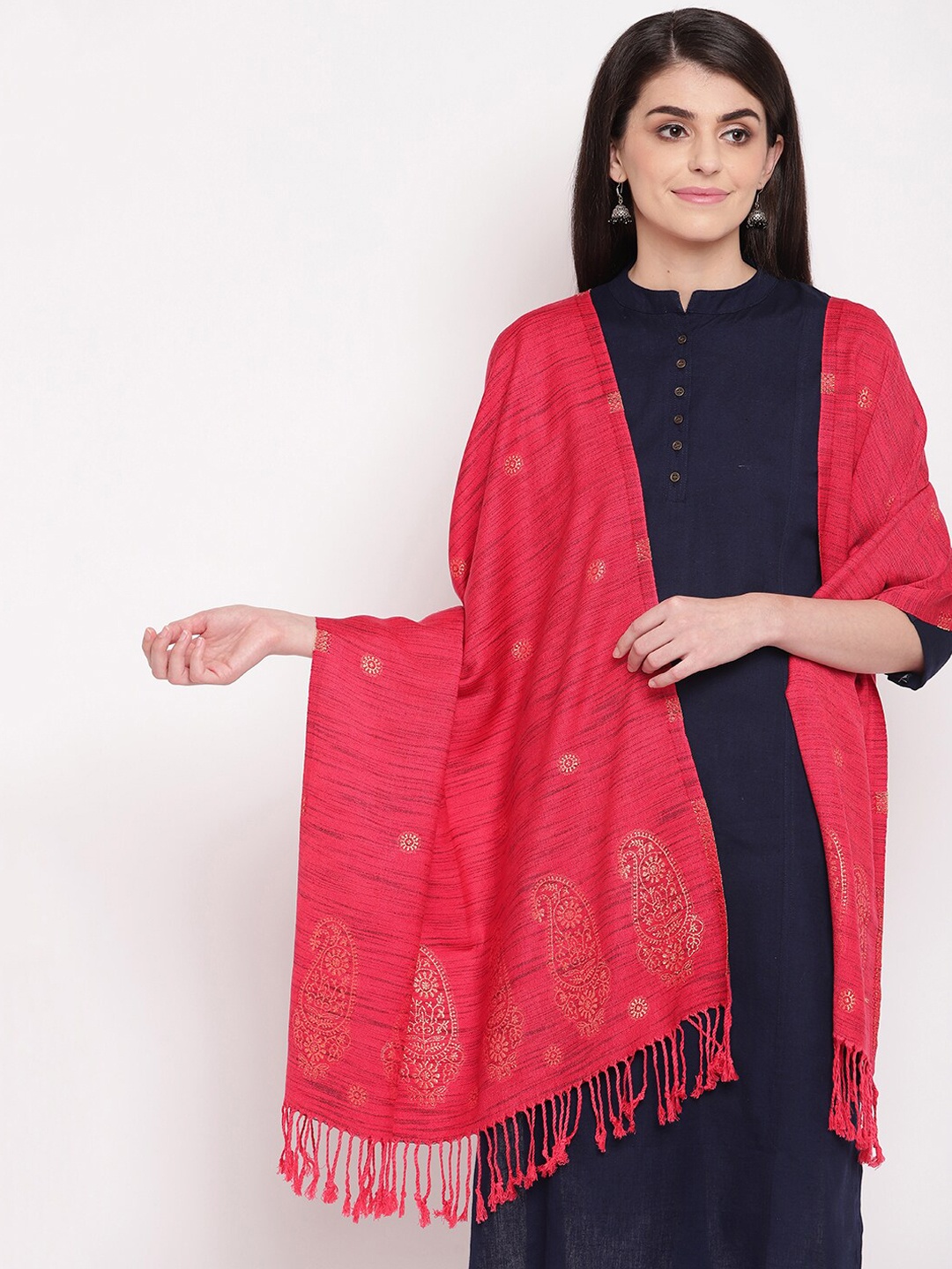 

HK colours of fashion Women Coral Woven Design Stole with Tasselled Border