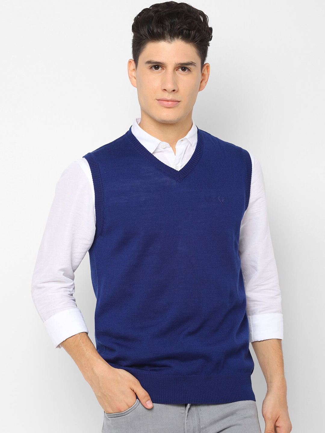 

Allen Solly Men Blue Solid Sweater Vest