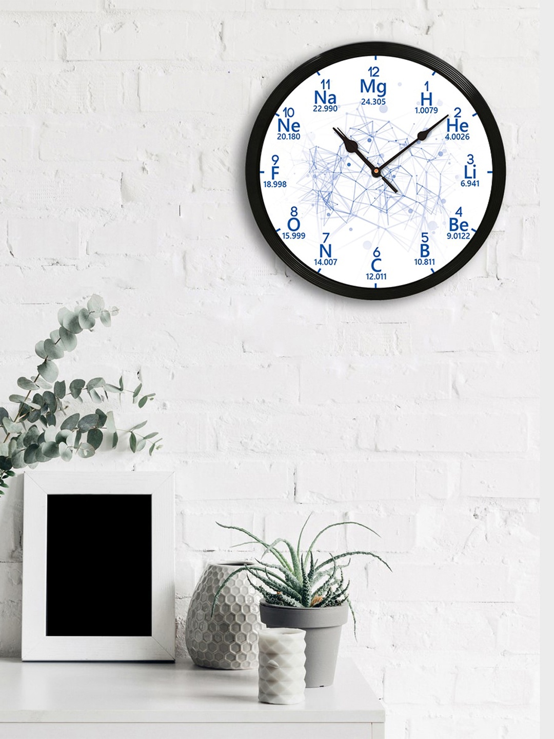 

eCraftIndia Black Round Printed Analogue Wall Clock