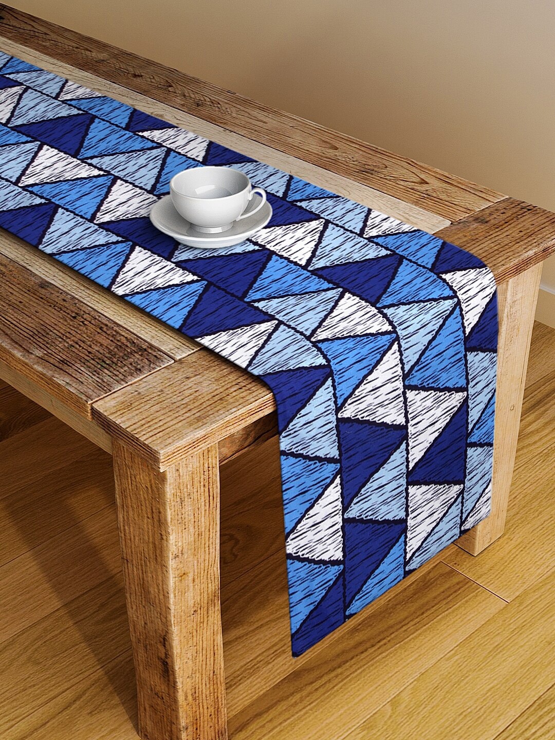 

Alina decor Blue & White Geometric Digital Printed Table Runner